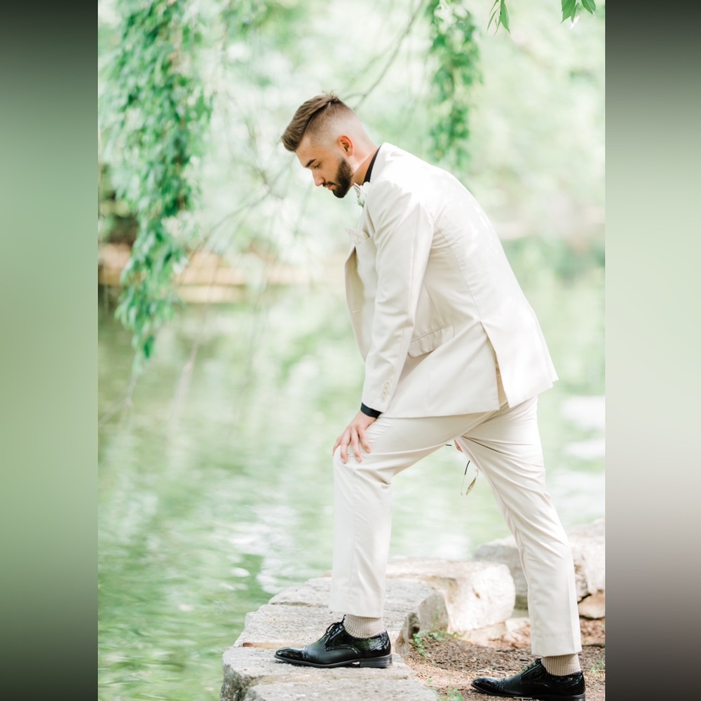 Randall Scott Creme Suit